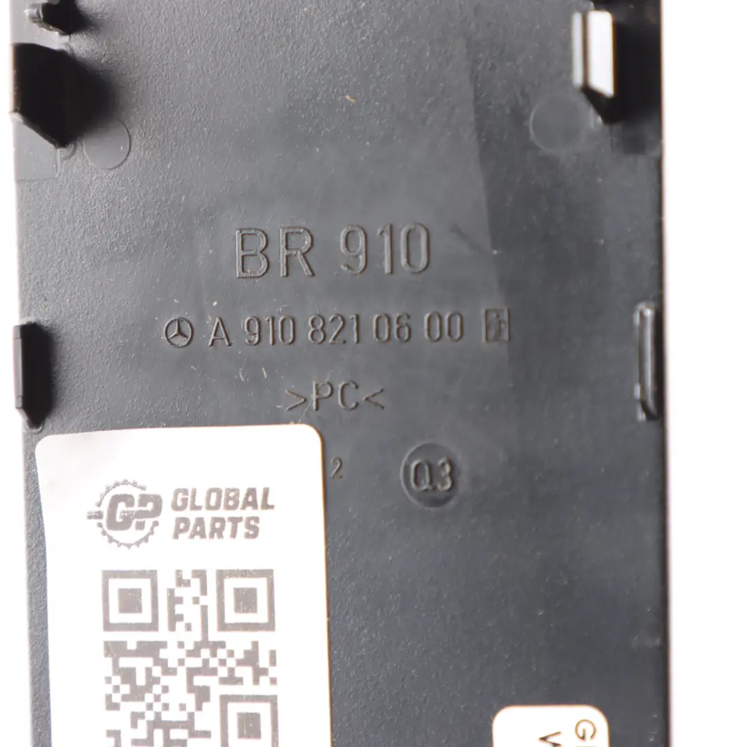 Mercedes W907 W910 parabrisas sensor de luz de lluvia cubierta - SKU A9108210600 - Número de pieza A9108210600
