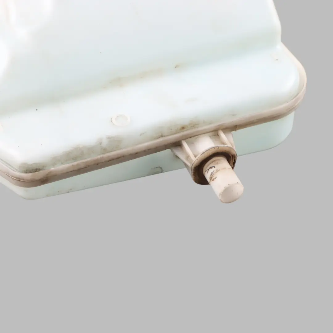 Mercedes Sprinter W907 W910 Washer Bottle Tank Windscreen Reservoir A9108690200 - SKU A9108600400 - Part number A9108600400