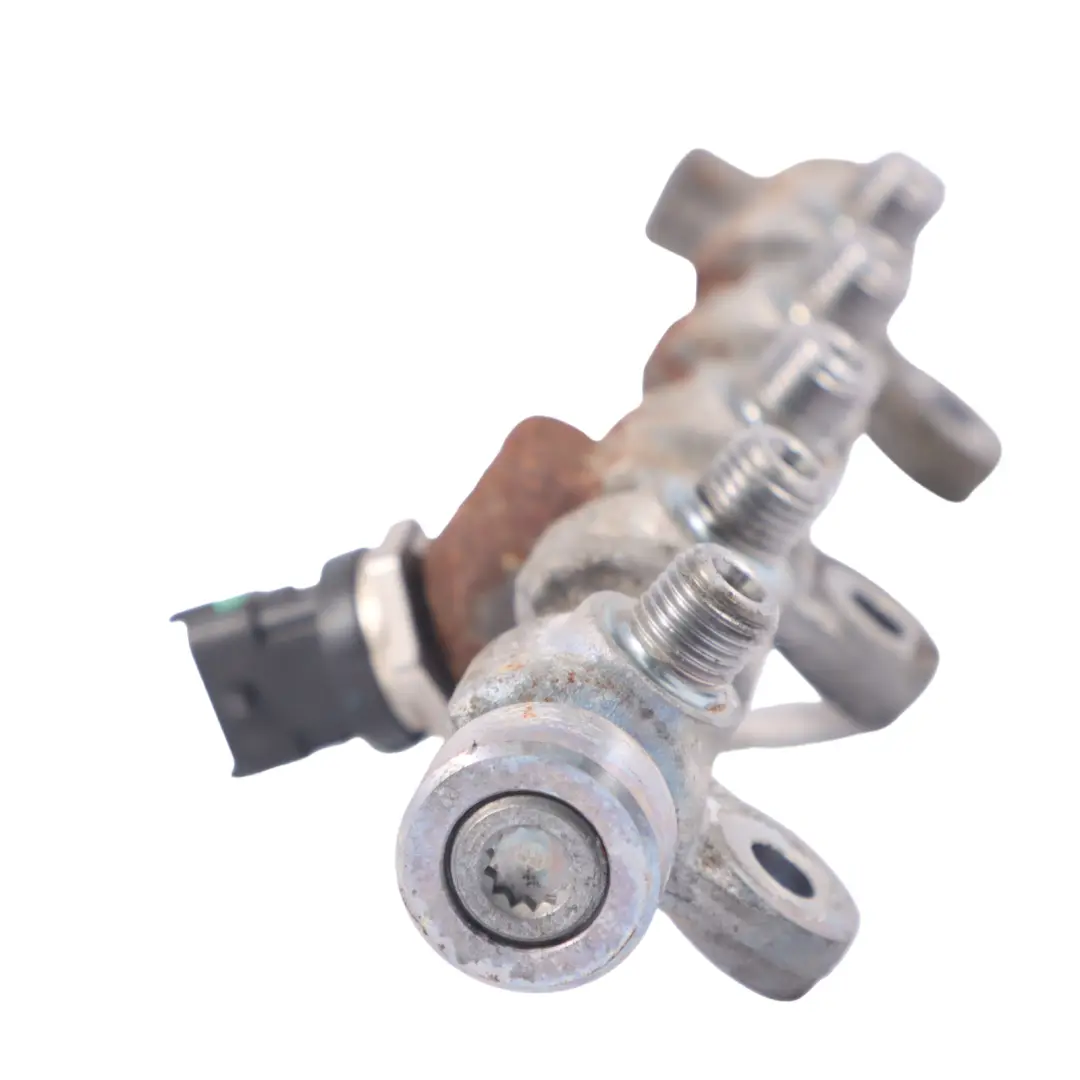 Inyector combustible Rail Line para Renault Trafic II Master III 2.3 DCI con número de pieza H8200912225 Renault Trafic II Master III 2.3 DCI Inyector combustible Rail Line - SKU H8200912225 - Número de pieza H8200912225