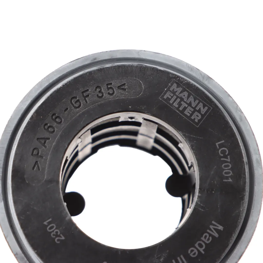 MANN-FILTER Filtre Reniflard De Carter pour à propos du numéro de pièce LC7001 MANN-FILTER Filtre Reniflard De Carter - SKU LC7001 - Numéro de pièce LC7001