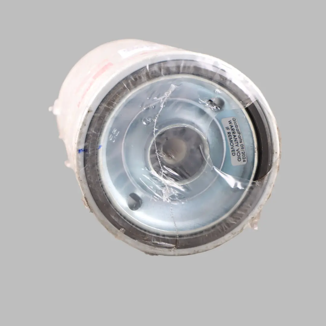 Fleetguard Oil Filter to with Part number LF777 Fleetguard Oil Filter - SKU LF777 - Part number LF777