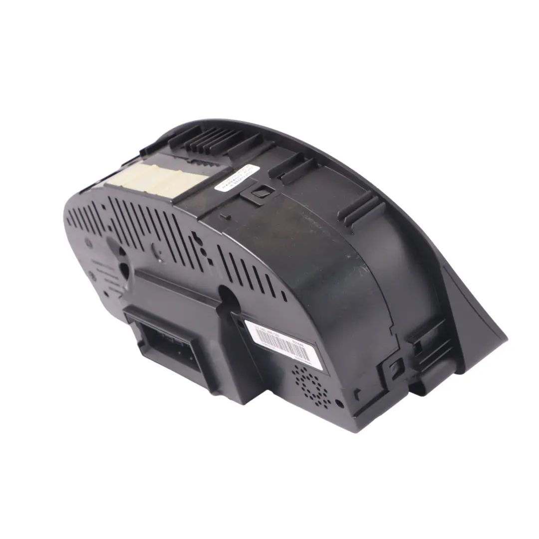 1K Petrol Instrument Cluster Speedo Clocks Manual to Volkswagen Golf with Part number 1K6920962D Volkswagen Golf 1K Petrol Instrument Cluster Speedo Clocks Manual - SKU RHD-1K6920962D - Part number 1K6920962D