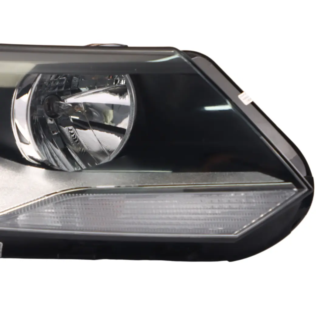 Headlamp Headlight Front Right Driver's O/S to Volkswagen Tiguan 5N with Part number 5N2941006B Volkswagen Tiguan 5N Headlamp Headlight Front Right Driver's O/S - SKU RHD-5N2941006B - Part number 5N2941006B