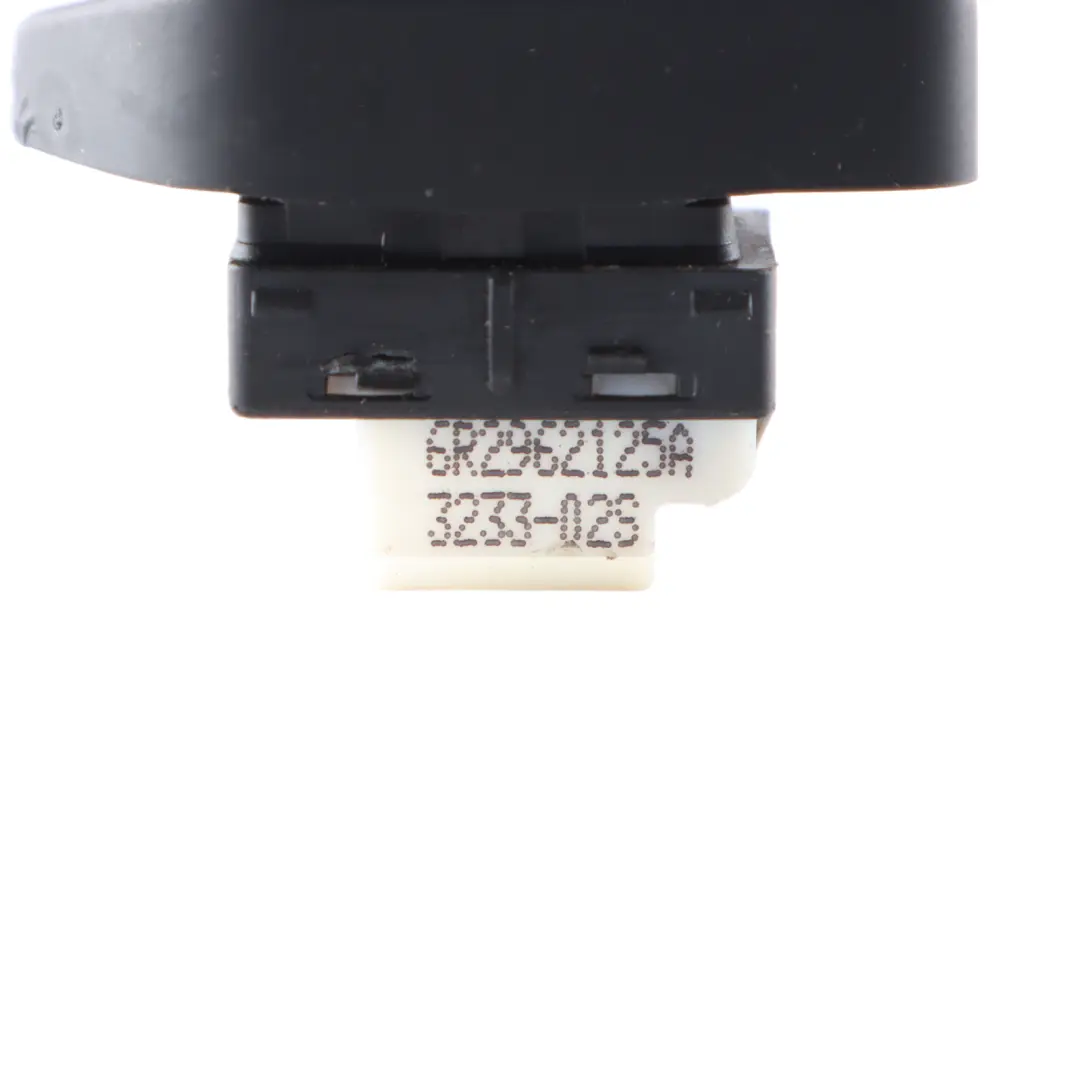 Door Locking Lock Switch Button Front Right O/S to Volkswagen Polo 6R with Part number 6R2962125A Volkswagen Polo 6R Door Locking Lock Switch Button Front Right O/S - SKU RHD-6R2962125A - Part number 6R2962125A