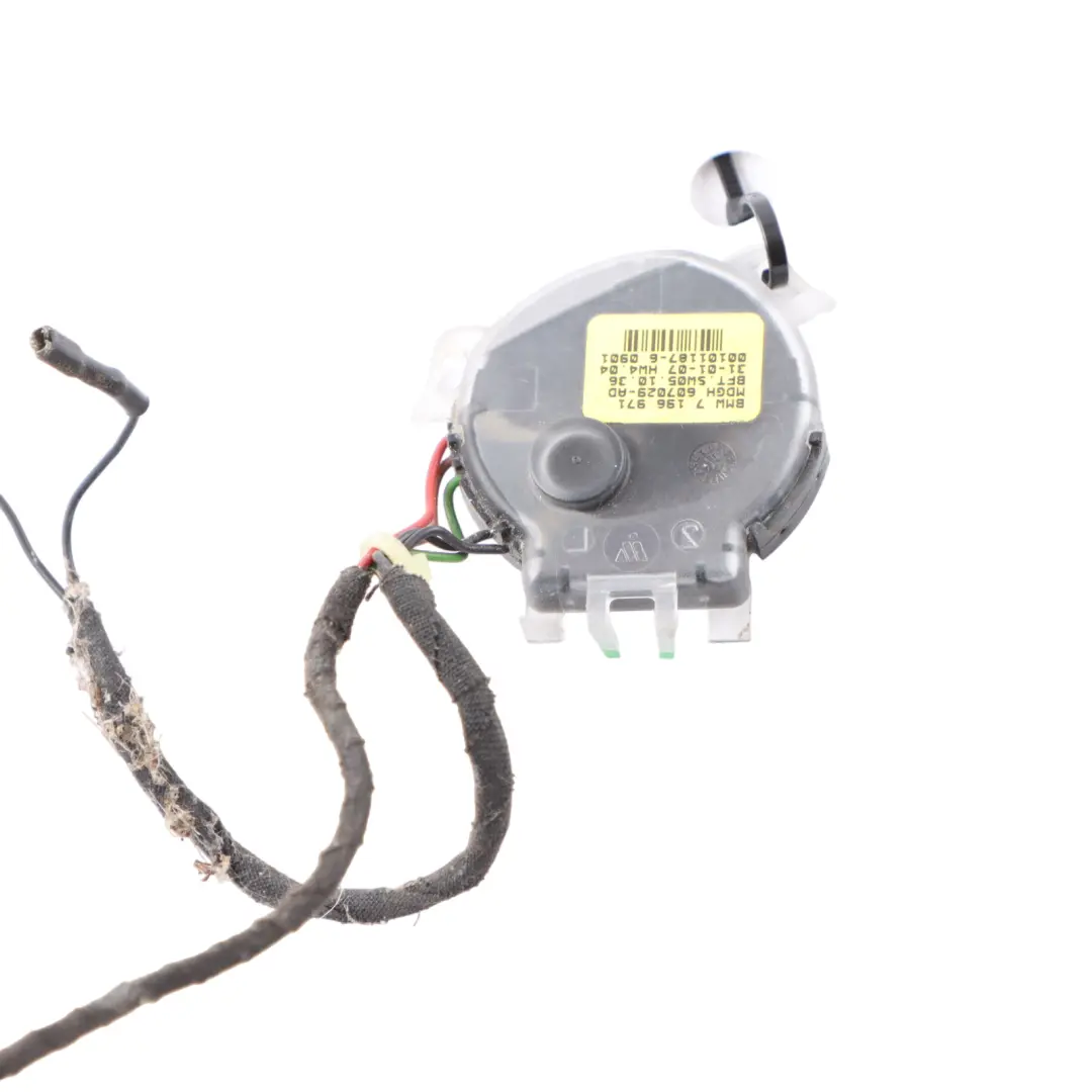 Wing Mirror Drive Motor Left N/S Actuator Unit to BMW X5 E70 with Part number 7196971 BMW X5 E70 Wing Mirror Drive Motor Left N/S Actuator Unit - SKU RHD-7196971 - Part number 7196971