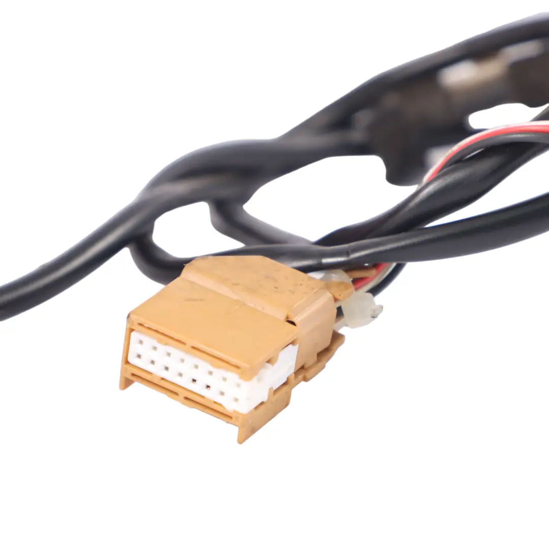 Door Wing Mirror Right O/S Outside Brilliant Red - Y3J 8E2858532AA to Audi A4 B7 with Part number 8E0857508B Audi A4 B7 Door Wing Mirror Right O/S Outside Brilliant Red - Y3J 8E2858532AA - SKU RHD-8E0857508B-BRR - Part number 8E0857508B