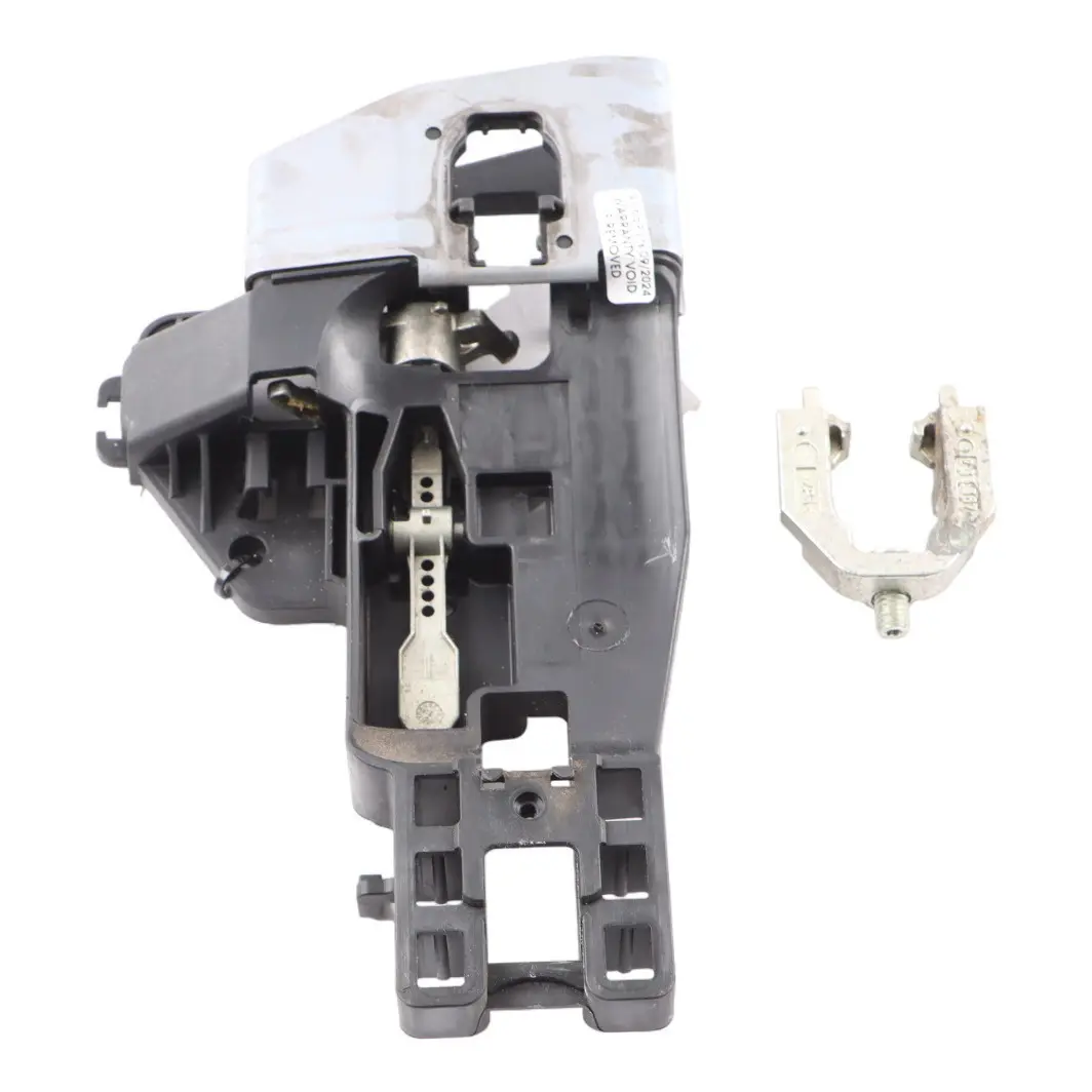 Door Handle Mount Bar Carrier Plate Front Right O/S to Audi TT 8J with Part number 8J2837886A Audi TT 8J Door Handle Mount Bar Carrier Plate Front Right O/S - SKU RHD-8J2837886A - Part number 8J2837886A