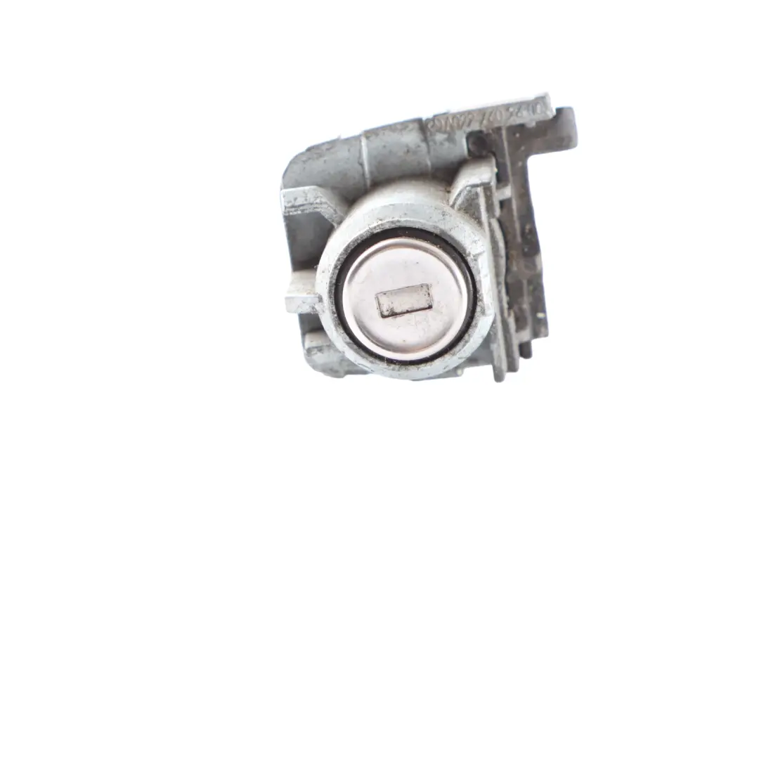 Lock Cylinder Guide Mercedes W205 W213 Front Right Door Handle O/S to with Part number A0997609600 Lock Cylinder Guide Mercedes W205 W213 Front Right Door Handle O/S - SKU RHD-A0997609600 - Part number A0997609600