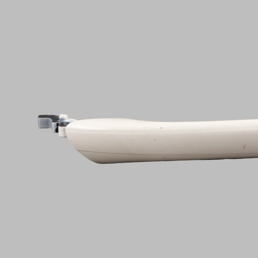Door Handle Grab Front Right O/S Calcite White 650 to Mercedes CL203 with Part number A2117601670 Mercedes CL203 Door Handle Grab Front Right O/S Calcite White 650 - SKU rhd-A2117601670-CW - Part number A2117601670