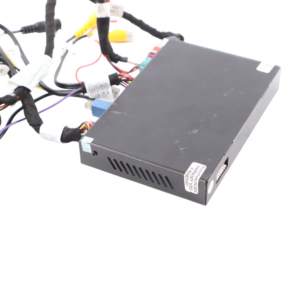 VeeHive CCC Android Apple CarPlay Retrofit Unit Module Cables to BMW F20 F21 with Part number VeeHive Retrofit BMW F20 F21 VeeHive CCC Android Apple CarPlay Retrofit Unit Module Cables - SKU VEEHIVE-RETROFIT - Part number VeeHive Retrofit