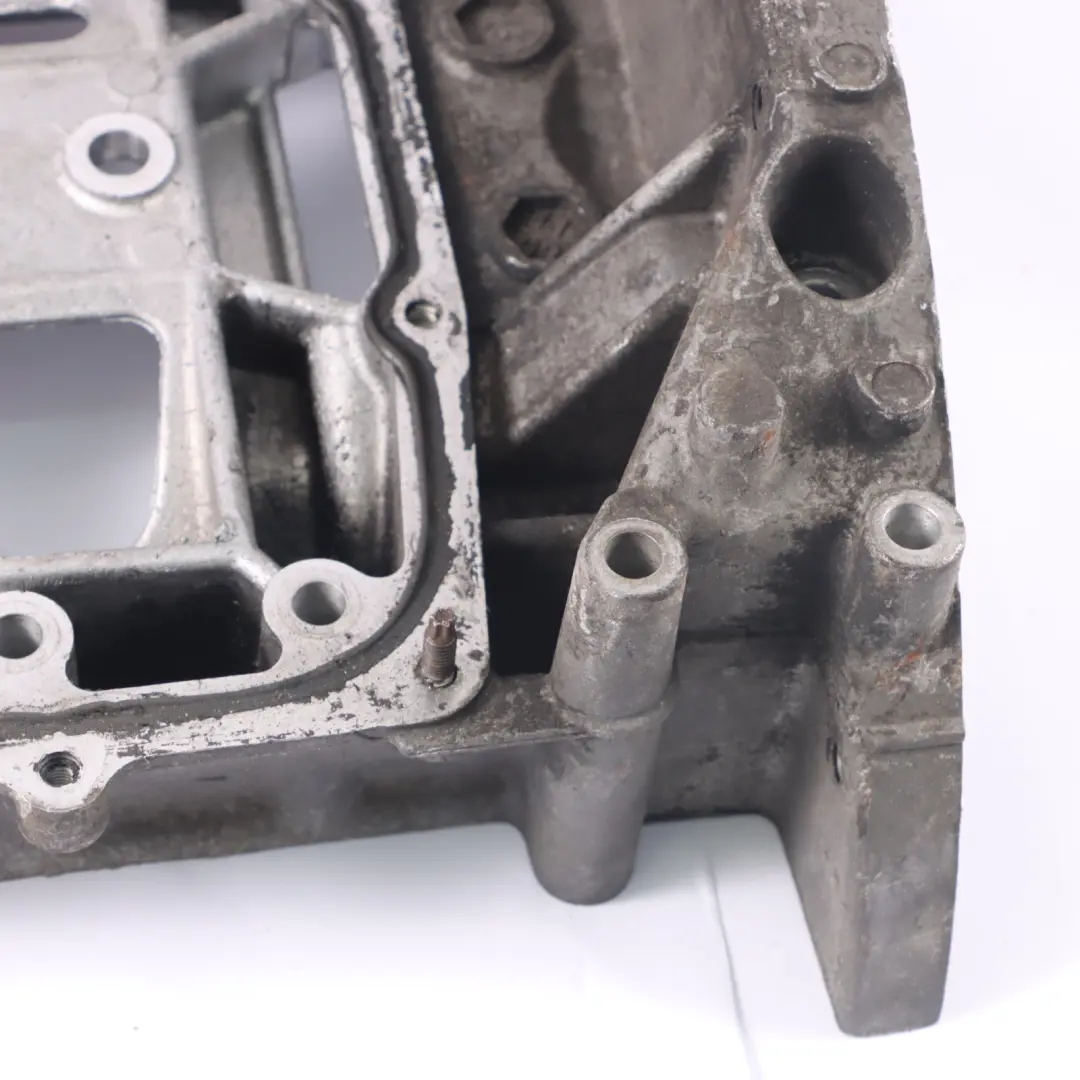 Mk6 Cárter De Aceite Aleación Motor Diesel 2.4 TDCi para Ford Transit con número de pieza YC1Q6U003CE Ford Transit Mk6 Cárter De Aceite Aleación Motor Diesel 2.4 TDCi - SKU YC1Q6U003CE - Número de pieza YC1Q6U003CE