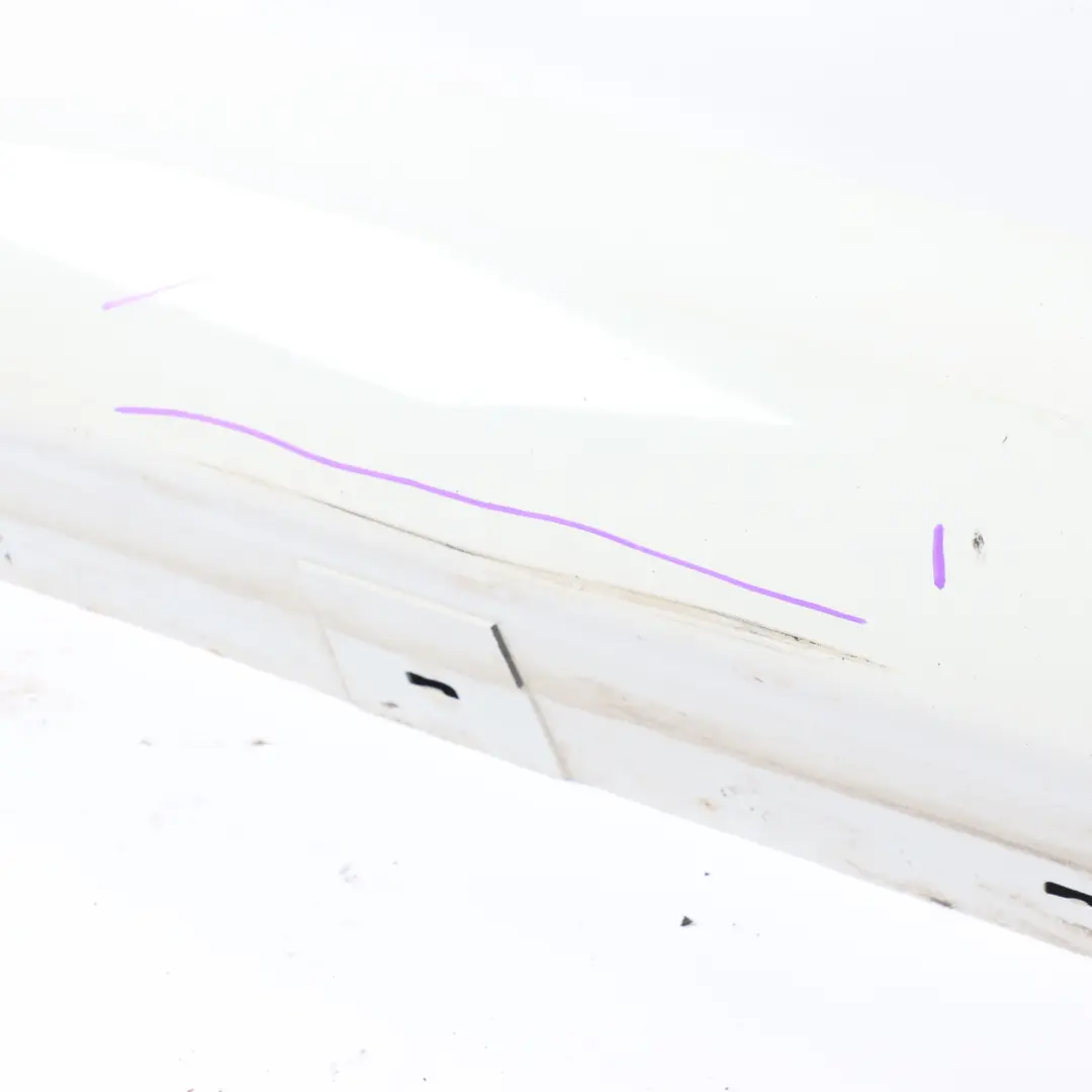 Soglia Esterna Destra Alpinweiss White Bianca per BMW E90 LCI M Sport con numero di parte 37230 BMW E90 LCI M Sport Soglia Esterna Destra Alpinweiss White Bianca - SKU 0037230-AW - Numero di parte 37230