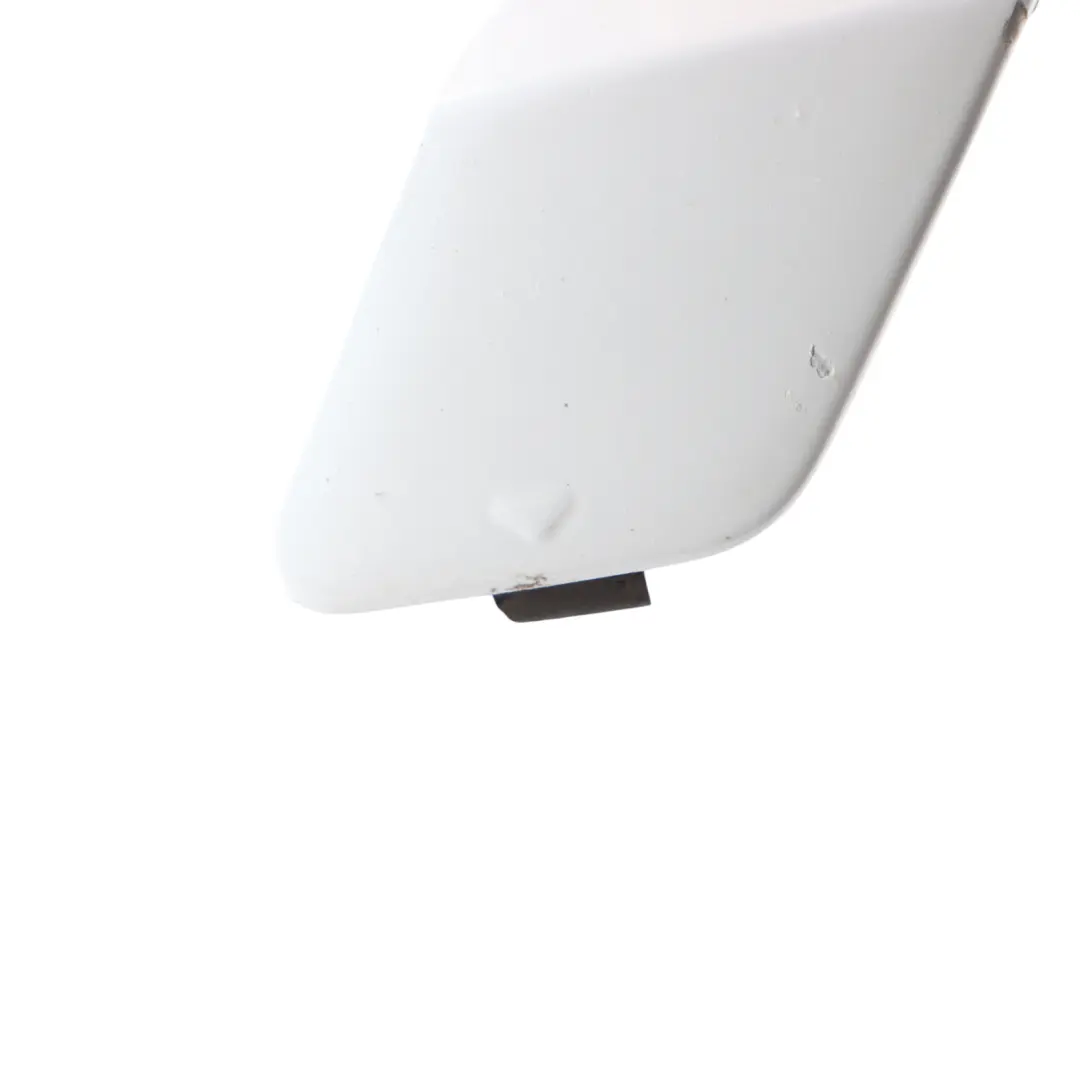 Zaślepka haka zderzak tył Mineralweiss do BMW F20 F21 o numerze 0038888 BMW F20 F21 Zaślepka haka zderzak tył Mineralweiss - SKU 0038888-MW - Numer Części 0038888