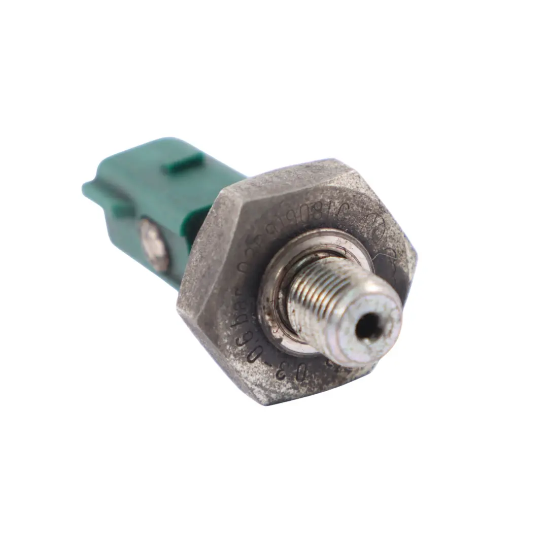 CGLC Interruttore sensore pressione olio per Audi A5 8T 2.0 TDI con numero di parte 036919081C Audi A5 8T 2.0 TDI CGLC Interruttore sensore pressione olio - SKU 036919081C - Numero di parte 036919081C