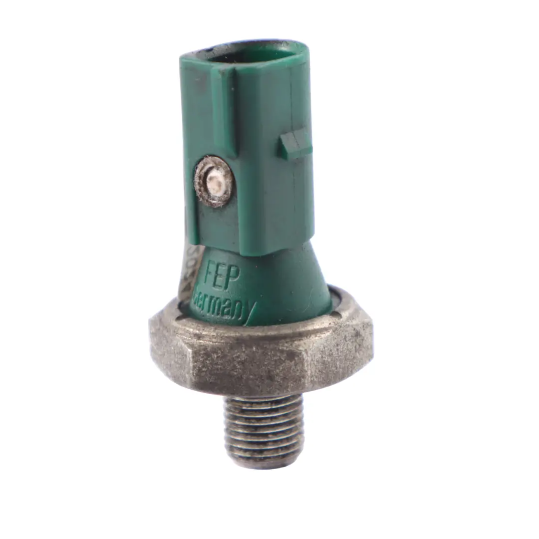 CGLC Interruttore sensore pressione olio per Audi A5 8T 2.0 TDI con numero di parte 036919081C Audi A5 8T 2.0 TDI CGLC Interruttore sensore pressione olio - SKU 036919081C - Numero di parte 036919081C