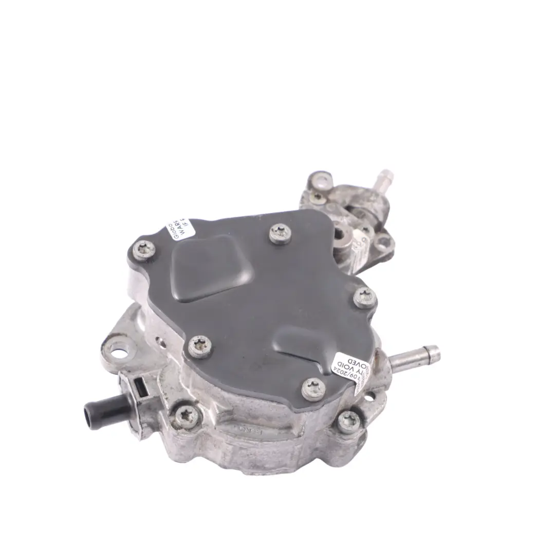 Unterdruckpumpe für VW Volkswagen Golf 5 1.9 TDI mit Teilenummer 038145209N VW Volkswagen Golf 5 1.9 TDI Unterdruckpumpe - SKU 038145209N - Teilenummer 038145209N