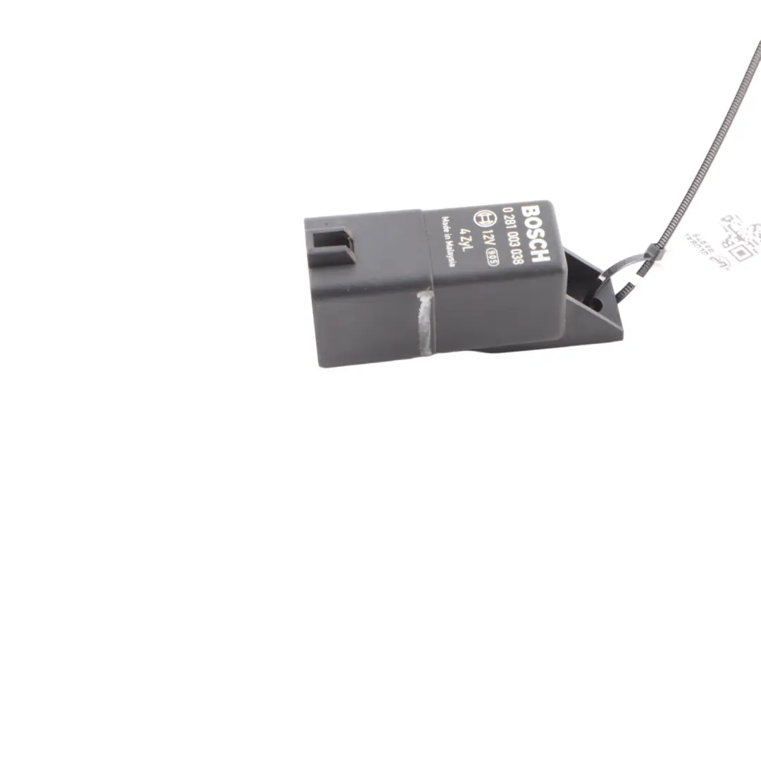 Genuine VW Audi Seat Skoda Diesel Unità relè candelette nero 9 Pins per con numero di parte 038907281D Genuine VW Audi Seat Skoda Diesel Unità relè candelette nero 9 Pins - SKU 038907281D - Numero di parte 038907281D