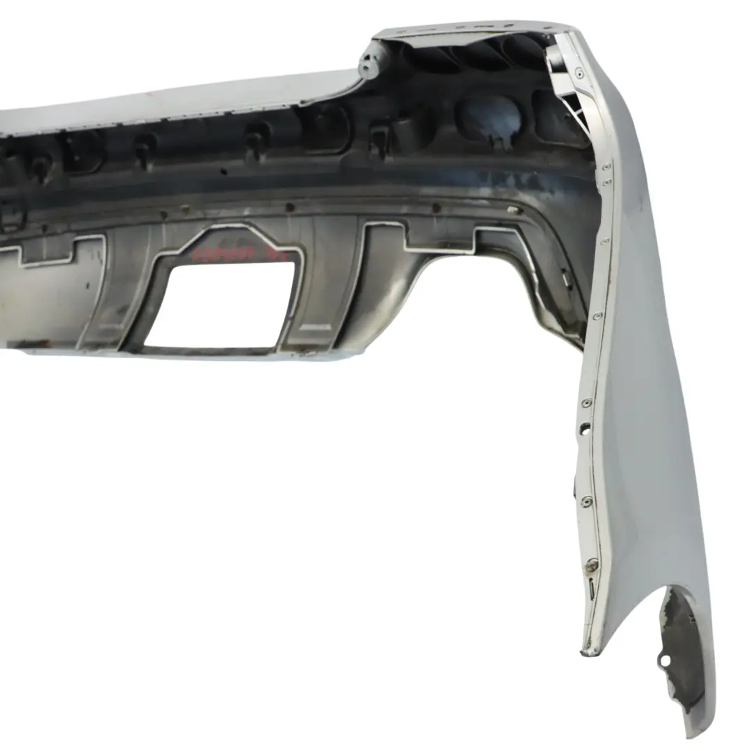 Zderzak tył PDC M-Pakiet Titansilber Srebrny Metalik - 354 do BMW E60 o numerze 0394707 BMW E60 Zderzak tył PDC M-Pakiet Titansilber Srebrny Metalik - 354 - SKU 0394707-TS2 - Numer Części 0394707