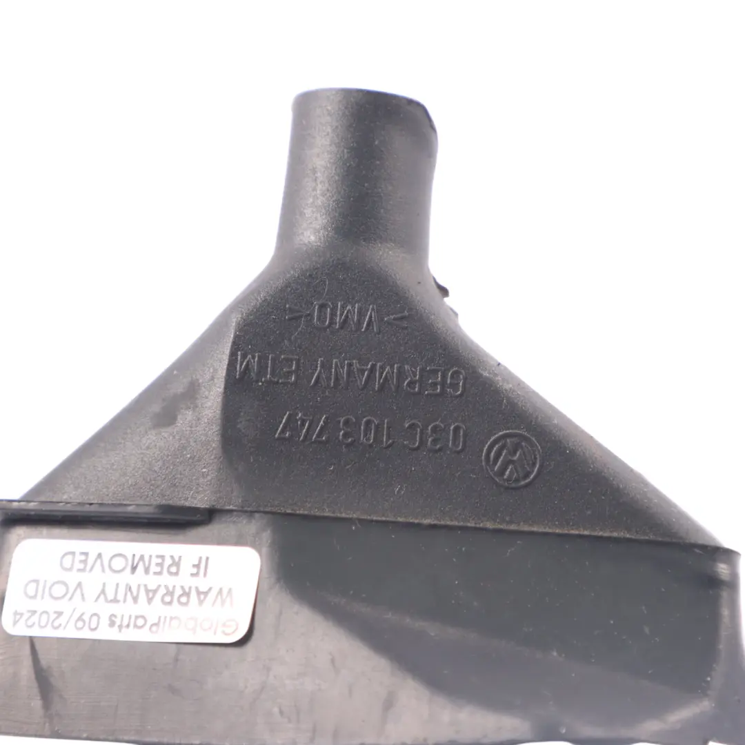 Bouchon de remplissage d'huile Guide Essence pour Volkswagen VW Touran 1T à propos du numéro de pièce 03C103747 Volkswagen VW Touran 1T Bouchon de remplissage d'huile Guide Essence - SKU 03C103747 - Numéro de pièce 03C103747