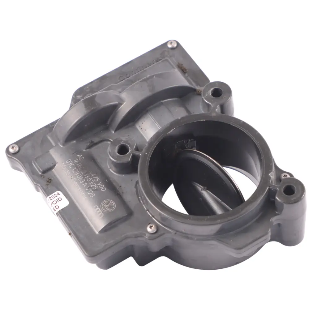 Drosselklappe 1.4 TSI Benzinmotor 03C128063A für Volkswagen VW Touran mit Teilenummer 03C128063B Volkswagen VW Touran Drosselklappe 1.4 TSI Benzinmotor 03C128063A - SKU 03C128063B - Teilenummer 03C128063B