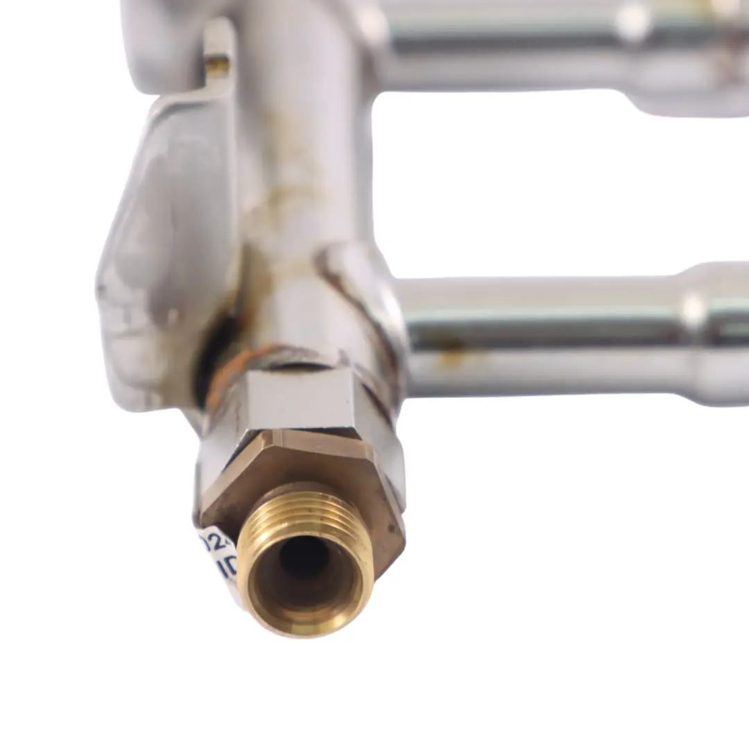 Inyección Fuel Boquilla Distribución para Volkswagen VW Polo 6R 1.2 TSI con número de pieza 03F133320C Volkswagen VW Polo 6R 1.2 TSI Inyección Fuel Boquilla Distribución - SKU 03F133320C - Número de pieza 03F133320C