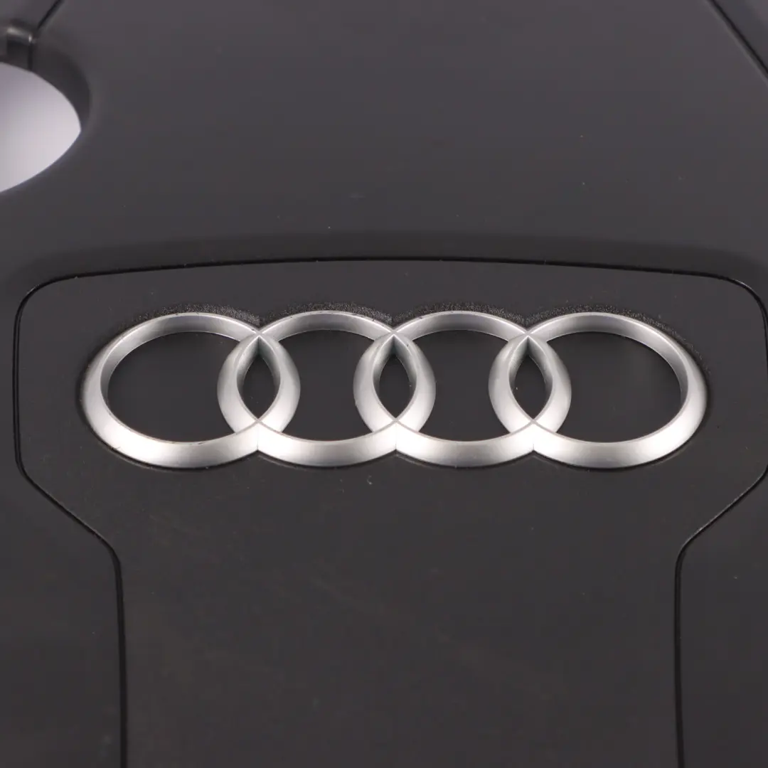 Audi A4 A5 A6 2.0 TDI Coperchio Motore Pannello Isolamento Acustico - SKU 03L103925AB - Numero di parte 03L103925AB