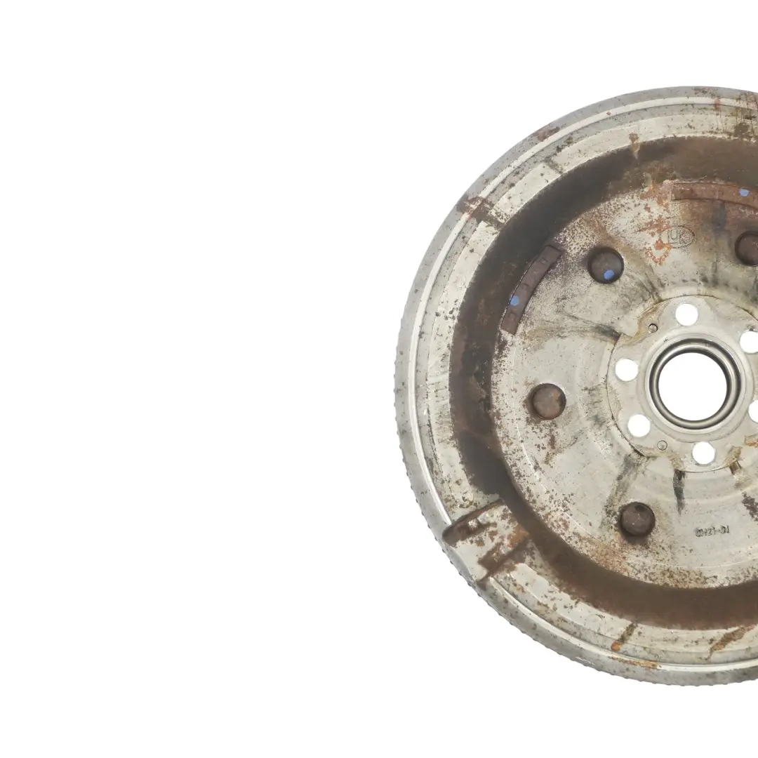 Koło Zamachowe Dwumasowe do VW Golf Mk7 Passat B7 Audi Q3 2.0 TDI o numerze 03L105266DJ VW Golf Mk7 Passat B7 Audi Q3 2.0 TDI Koło Zamachowe Dwumasowe - SKU 03L105266DJ - Numer Części 03L105266DJ