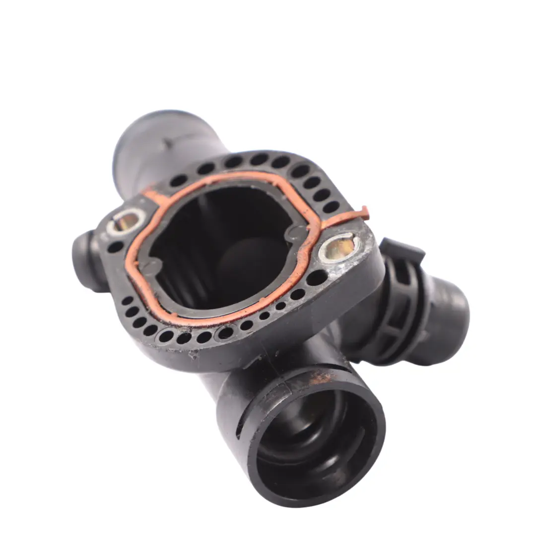 Audi A4 B8 A5 8T 2.0 TDI Boîtier thermostat refroidissement d'eau - SKU 03L121132AC - Numéro de pièce 03L121132AC