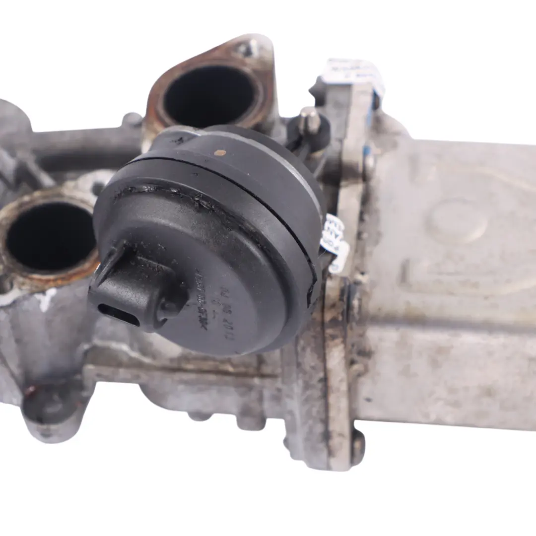 VW Golf 6 1.6 TDI CAY Valvola di raffreddamento EGR dello scarico - SKU 03L131512CF - Numero di parte 03L131512CF