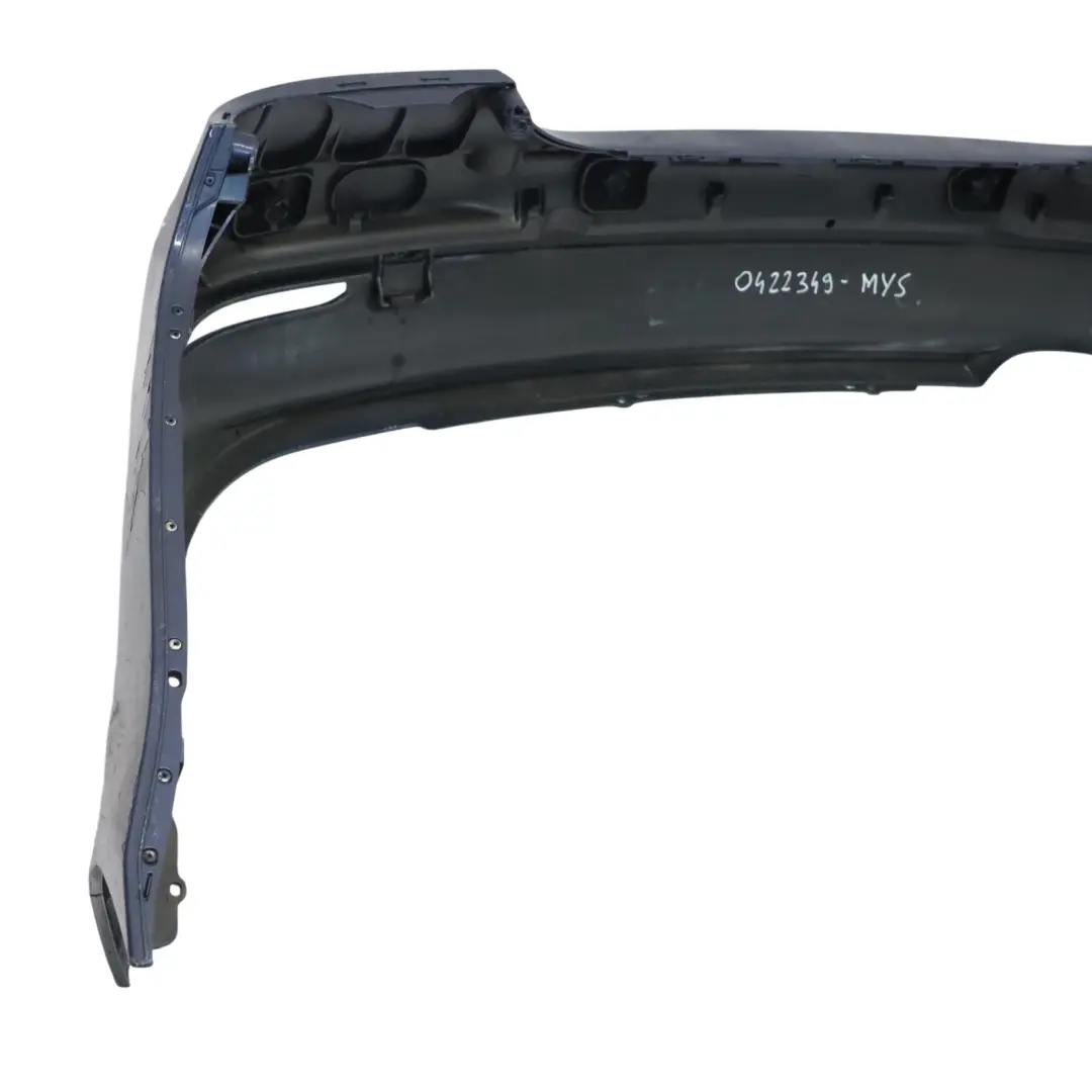 Tylny Zderzak PDC Mystic Blue Niebieski Metalik - A07 do BMW E60 LCI o numerze 0422349 BMW E60 LCI Tylny Zderzak PDC Mystic Blue Niebieski Metalik - A07 - SKU 0422349-MYS - Numer Części 0422349