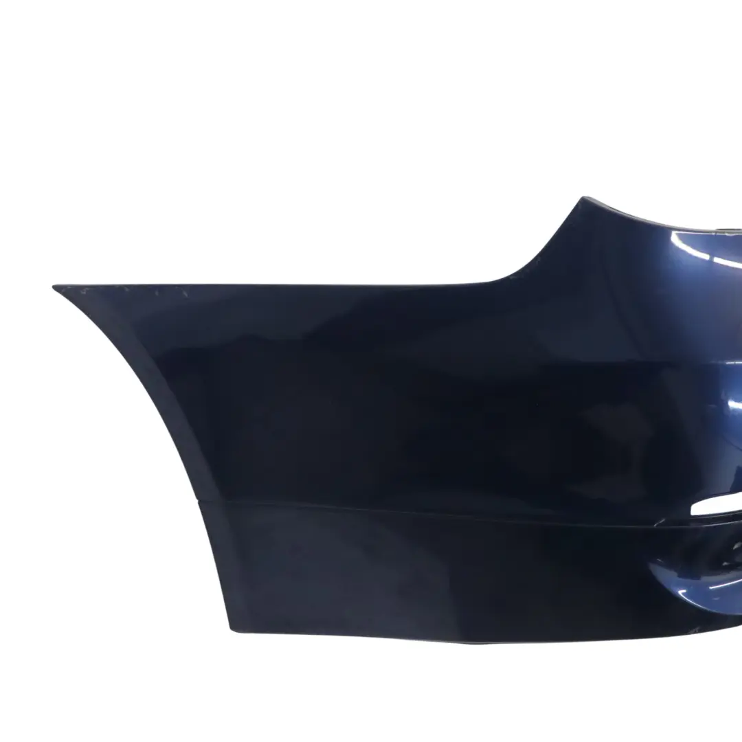 Tylny Zderzak PDC Mystic Blue Niebieski Metalik - A07 do BMW E60 LCI o numerze 0422349 BMW E60 LCI Tylny Zderzak PDC Mystic Blue Niebieski Metalik - A07 - SKU 0422349-MYS - Numer Części 0422349