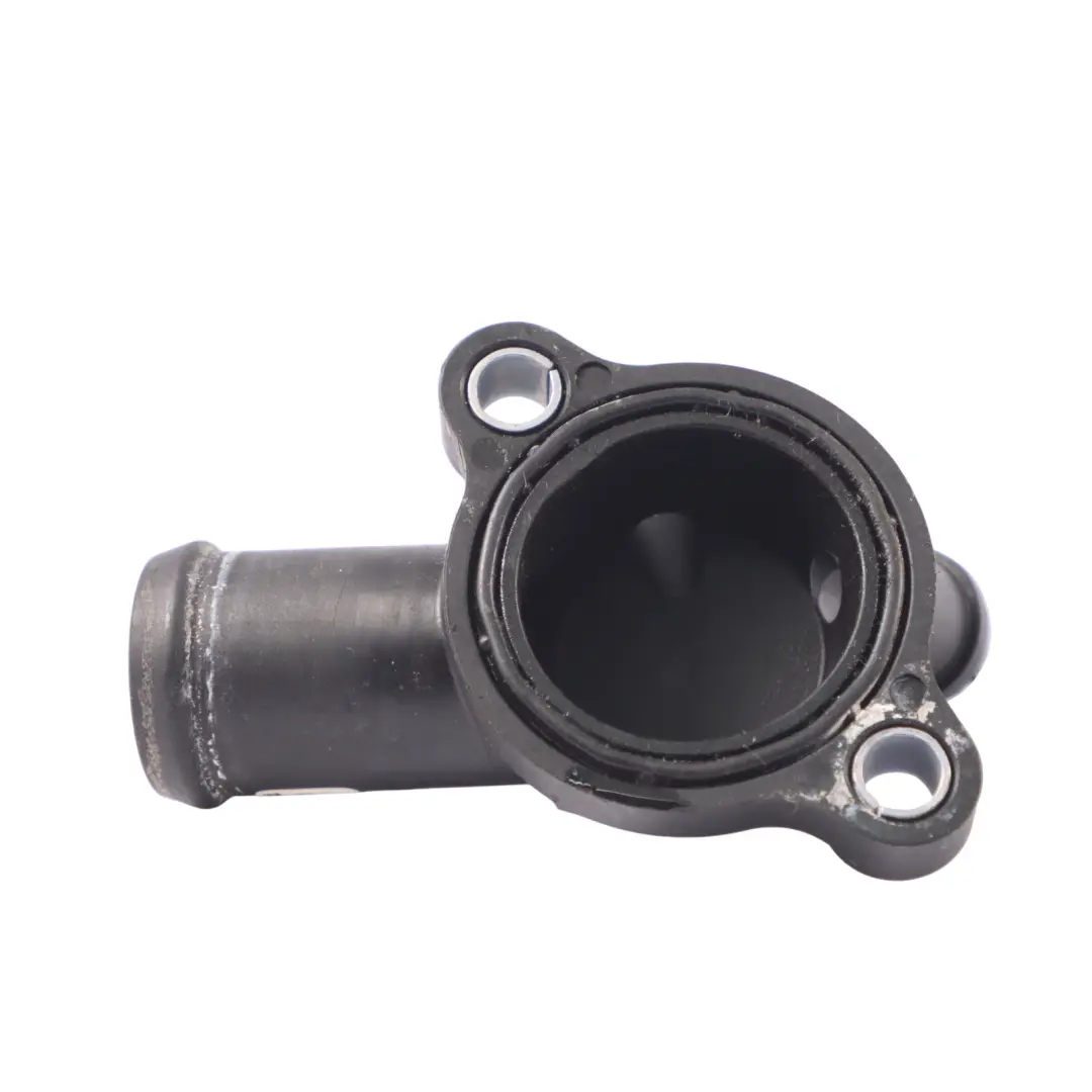 Audi A5 8T Ligne tuyau bride pour liquide refroidissement l'eau - SKU 04L121131AD - Numéro de pièce 04L121131AD
