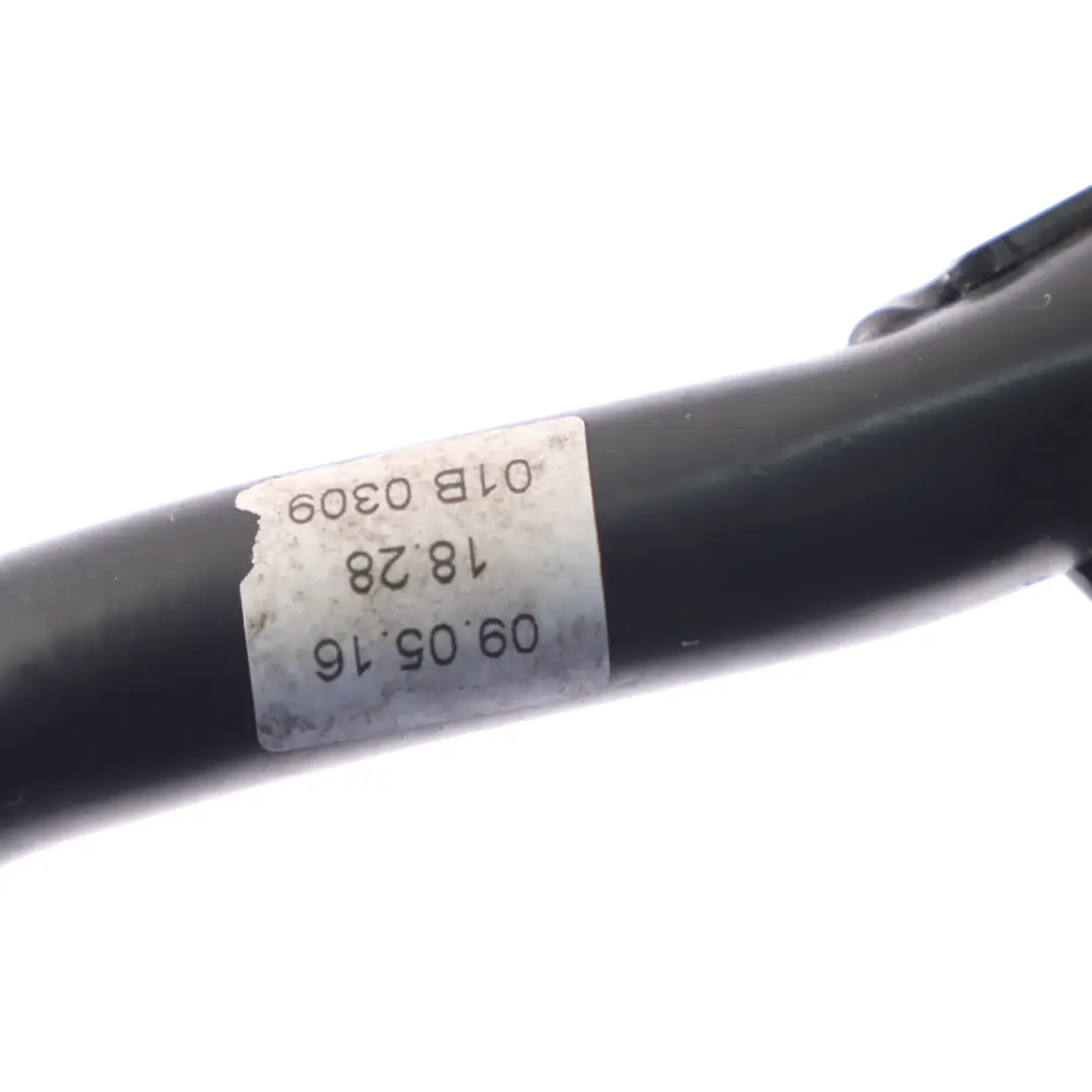 Audi A5 8T Rura Wąż Wody - SKU 04L122157BA - Numer Części 04L122157BA