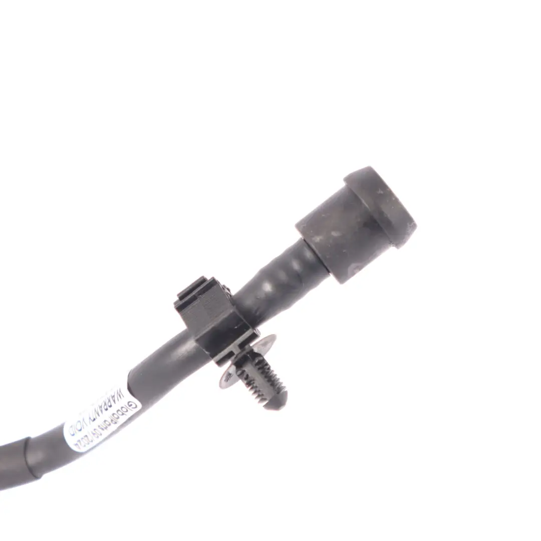 Audi A5 8T 2.0 TDI CNHA Breather Vent Pipe Hose Tube Line - SKU 04L129979A - Part number 04L129979A