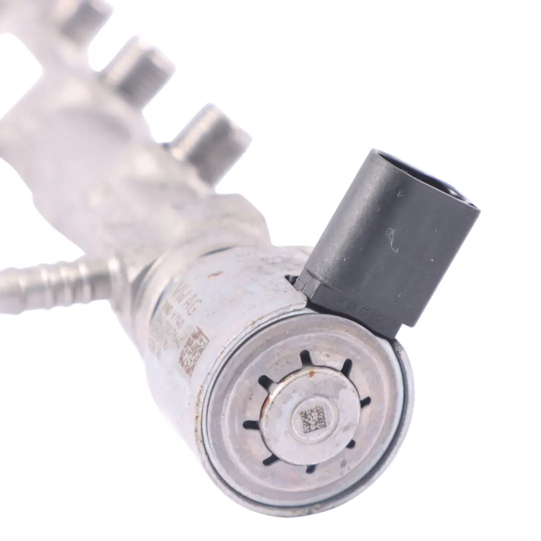Audi A5 8T Inyección Fuel Rail Inyector - SKU 04L130089G - Número de pieza 04L130089G