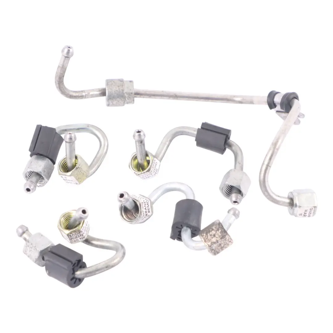 Przewody Rurki Paliwa do Audi A5 8T 2.0 TDI o numerze 04L130321 Audi A5 8T 2.0 TDI Przewody Rurki Paliwa - SKU 04L130321 - Numer Części 04L130321