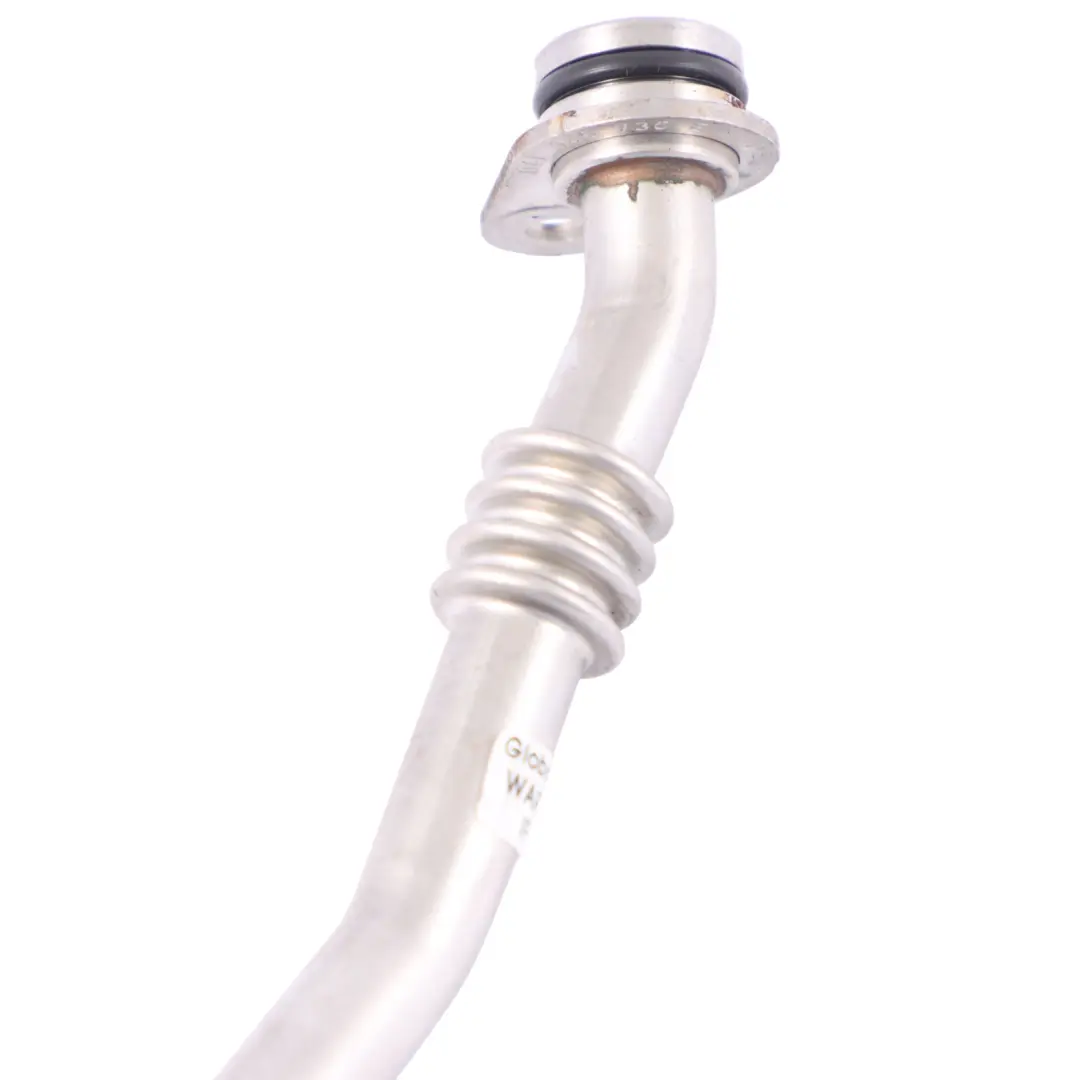 Turbocompresor Tubo de aceite Línea de retorno 2.0 TDI para Audi A5 8T con número de pieza 04L145736E Audi A5 8T Turbocompresor Tubo de aceite Línea de retorno 2.0 TDI - SKU 04L145736E - Número de pieza 04L145736E