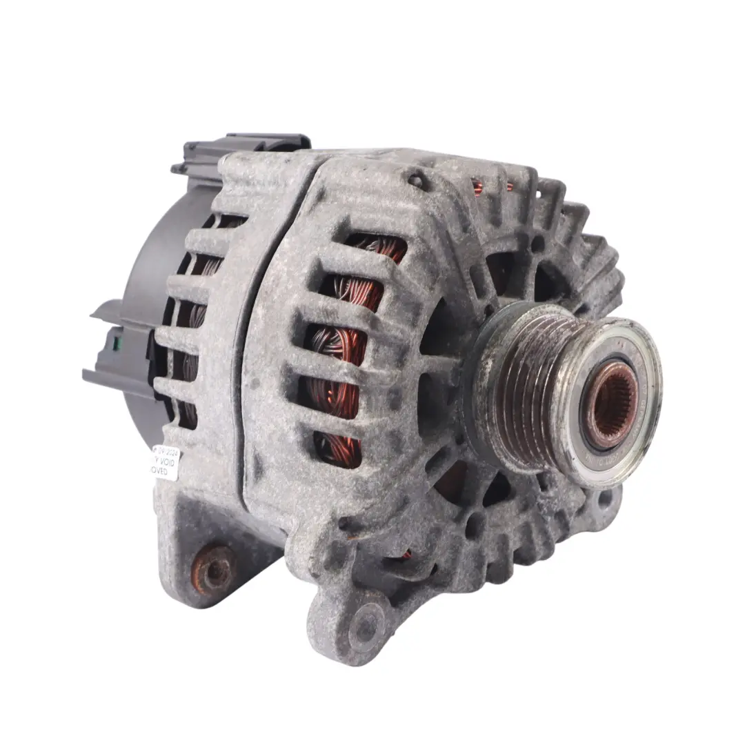 Alternatore Diesel per Audi A4 B8 3.0 TDI CAPA con numero di parte 04L903017A Audi A4 B8 3.0 TDI CAPA Alternatore Diesel - SKU 04L903017A-1 - Numero di parte 04L903017A