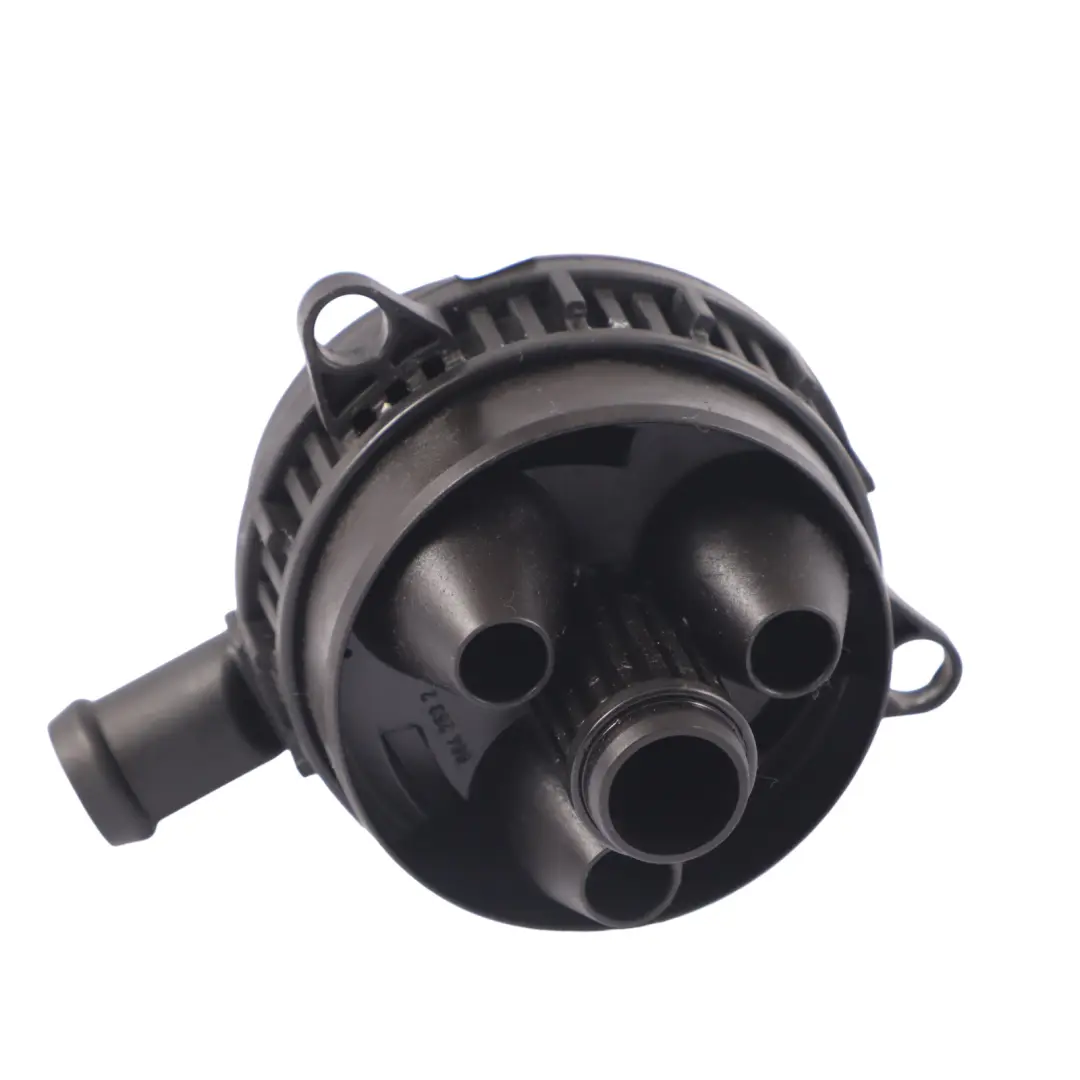 Ölabscheider Entlüfterrohr für Audi Q7 4L 4.2 TDI mit Teilenummer 057103495Q Audi Q7 4L 4.2 TDI Ölabscheider Entlüfterrohr - SKU 057103495Q - Teilenummer 057103495Q