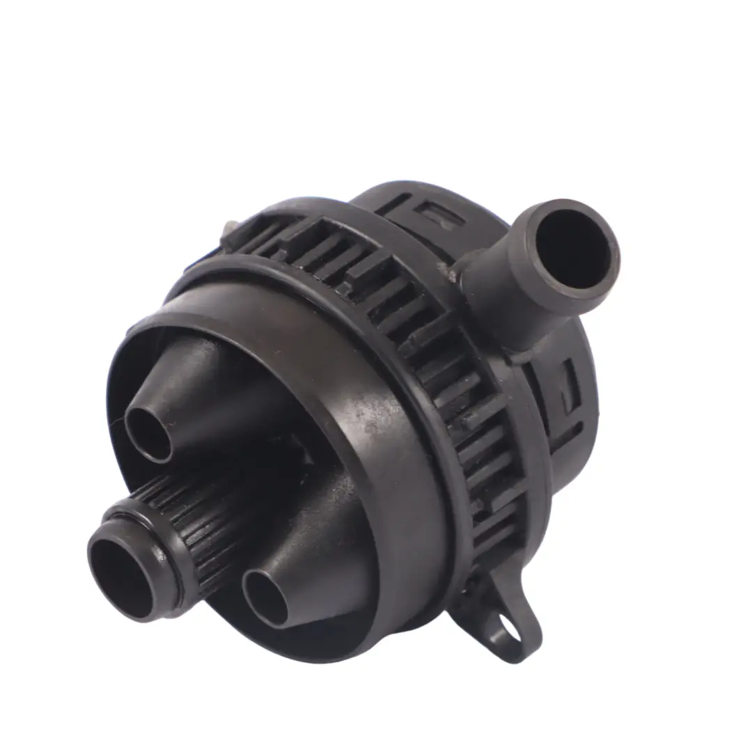 Tuyau de reniflard du séparateur d'huile pour Audi Q7 4L 4.2 TDI à propos du numéro de pièce 057103495Q Audi Q7 4L 4.2 TDI Tuyau de reniflard du séparateur d'huile - SKU 057103495Q - Numéro de pièce 057103495Q