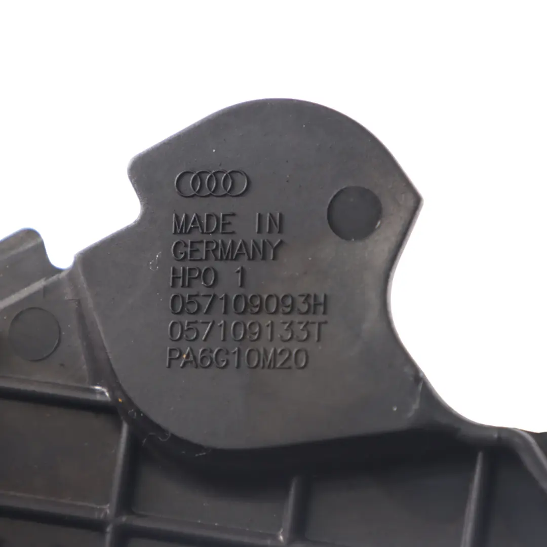 Audi Q7 4L 4.2 TDI Supporto coperchio cinghia dentata centrale - SKU 057109093H - Numero di parte 057109093H