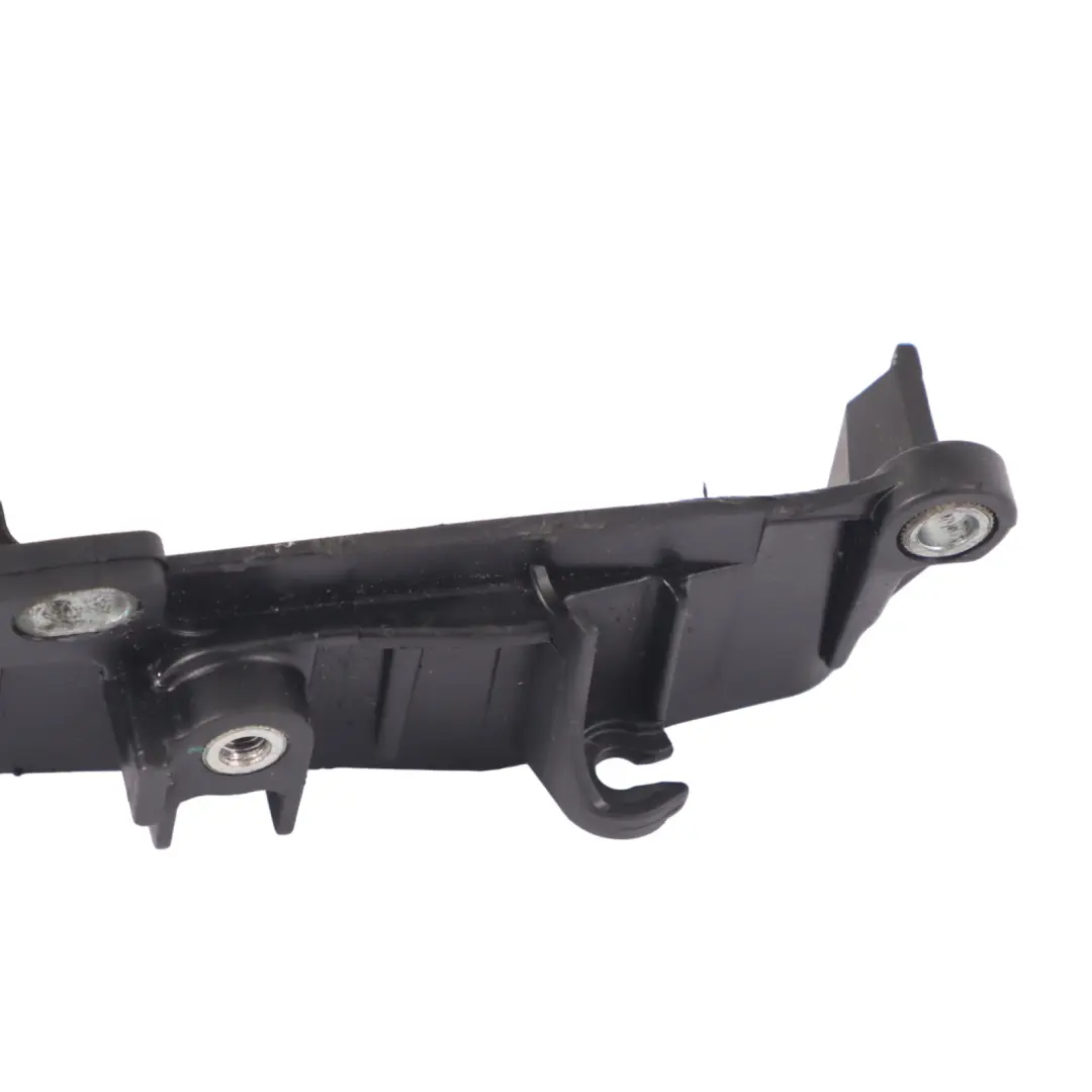 Audi Q7 4L 4.2 TDI Supporto coperchio cinghia dentata centrale - SKU 057109093H - Numero di parte 057109093H