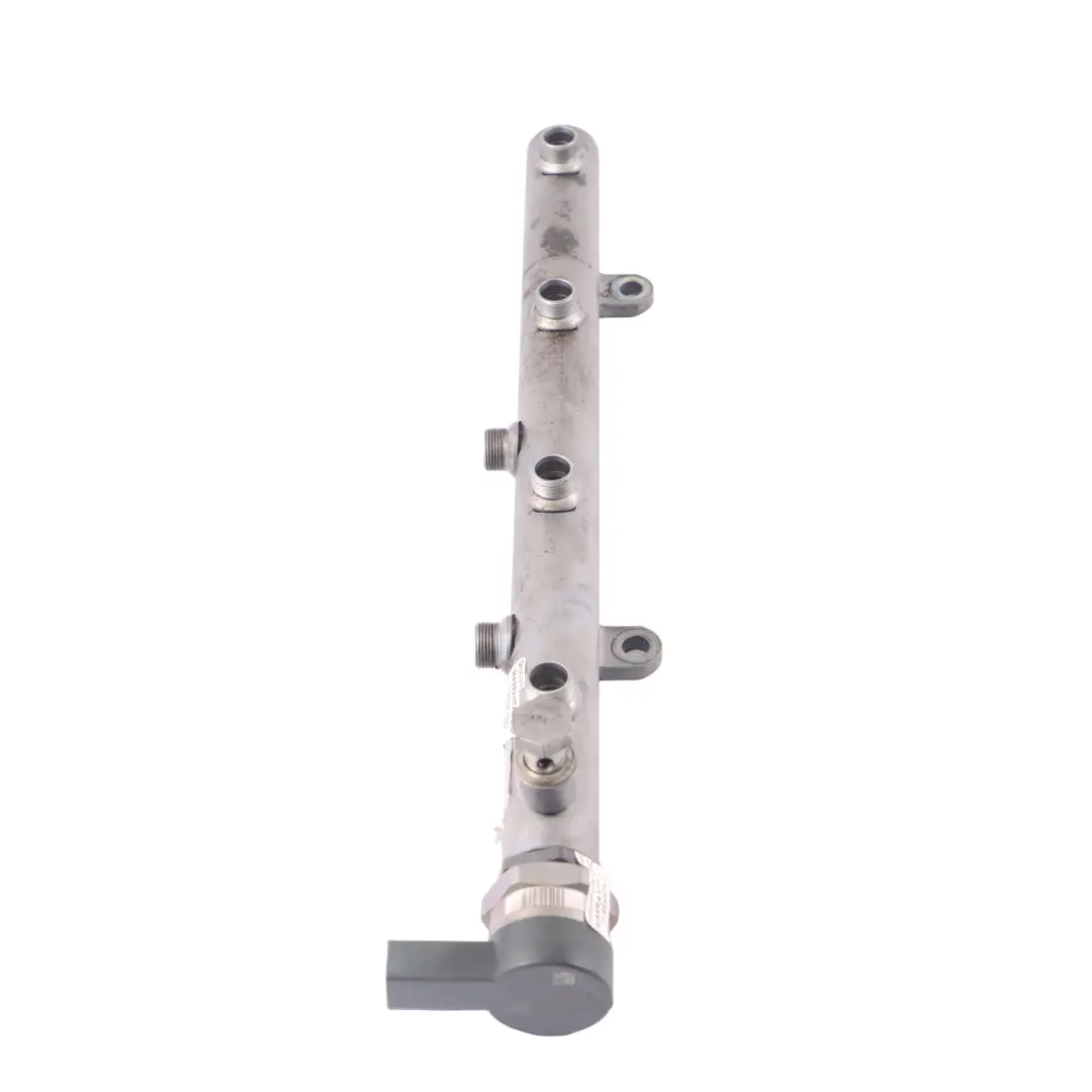 Audi Q7 4L 4.2 TDI BTR Diesel Fuel Injection Rail Right O/S - SKU 057130090L - Part number 057130090L