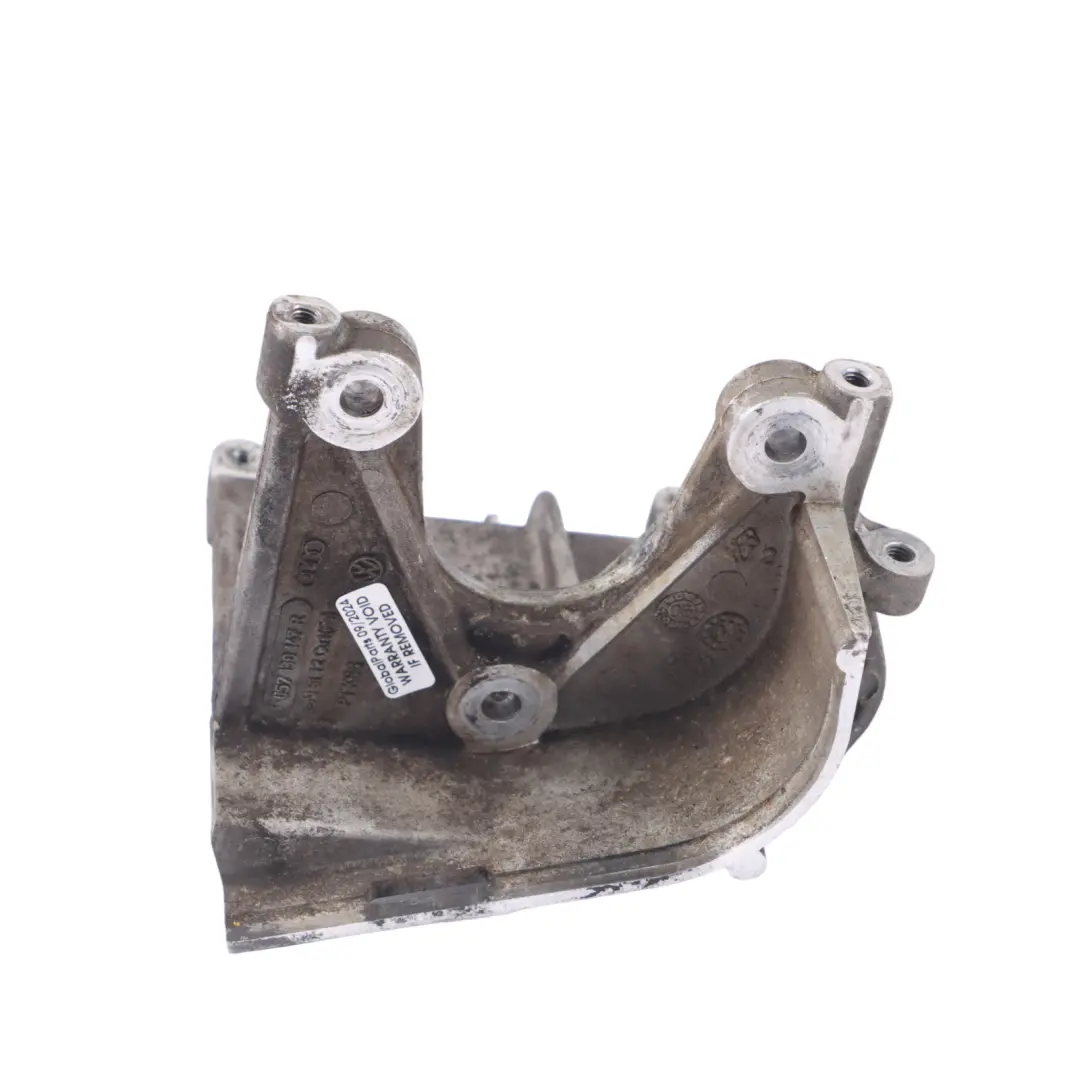 Support de pompe d'injection pour moteur diesel pour Audi Q7 4L 4.2 TDI à propos du numéro de pièce 057130147R Audi Q7 4L 4.2 TDI Support de pompe d'injection pour moteur diesel - SKU 057130147R - Numéro de pièce 057130147R