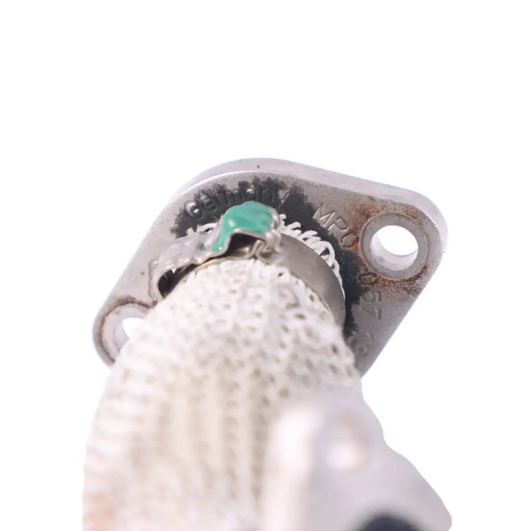 Gaz d'échappement EGR Tuyau flexible pour Audi Q7 4L 4.2 TDI Quattro à propos du numéro de pièce 057131534P Audi Q7 4L 4.2 TDI Quattro Gaz d'échappement EGR Tuyau flexible - SKU 057131534P - Numéro de pièce 057131534P