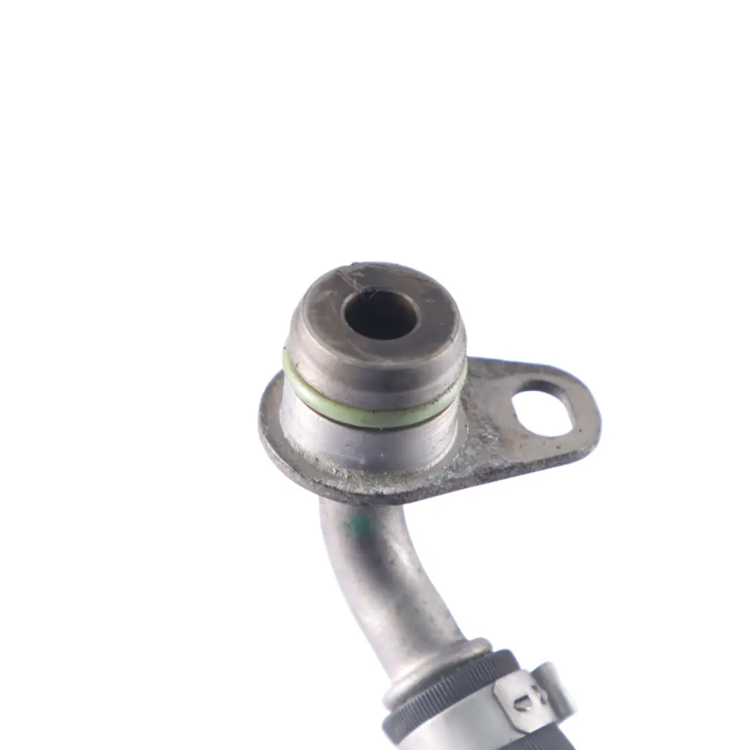 Tubo olio turbocompressore Tubo ritorno destro per Audi Q7 4.2 TDI con numero di parte 057145736P Audi Q7 4.2 TDI Tubo olio turbocompressore Tubo ritorno destro - SKU 057145736P - Numero di parte 057145736P