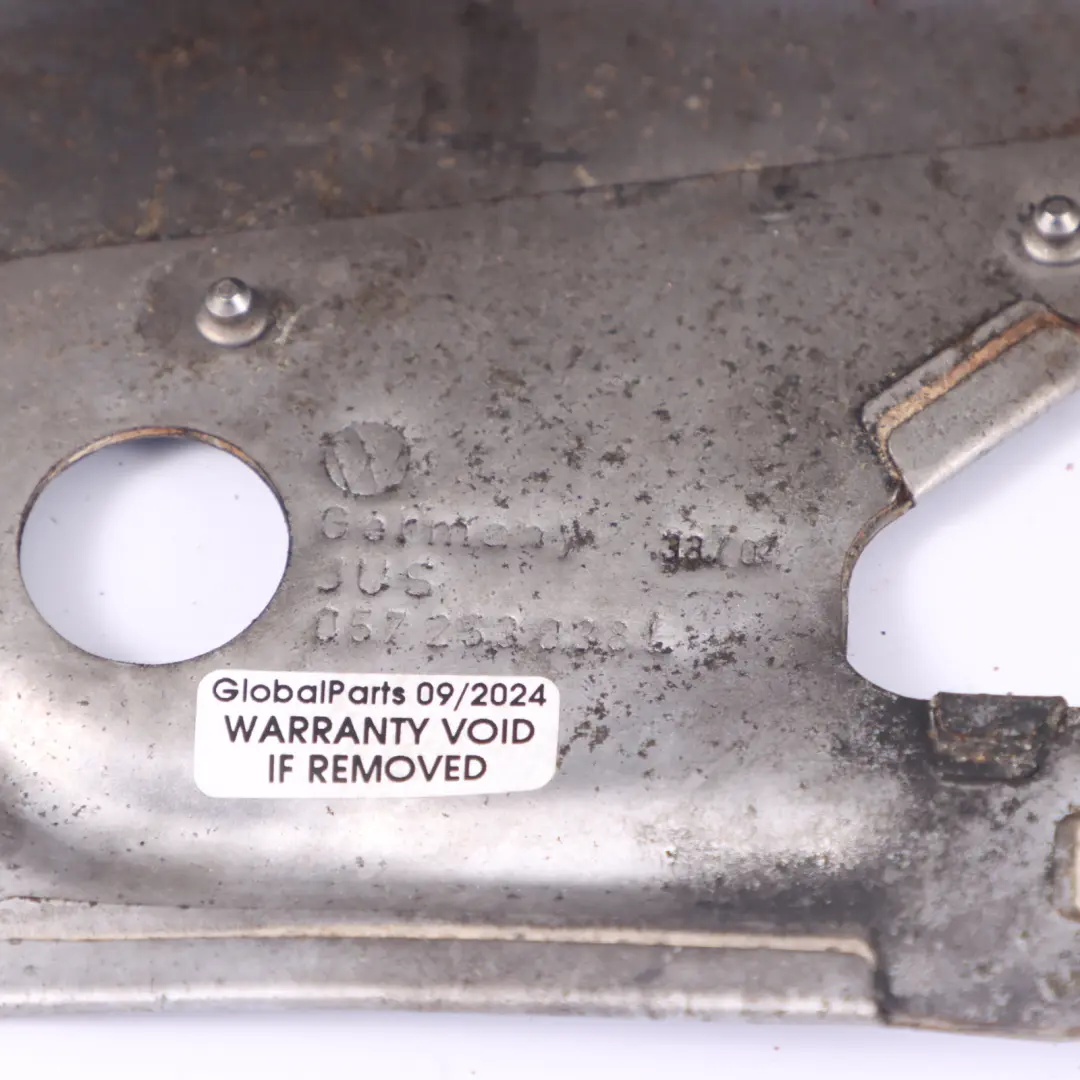 Copertura collettore scarico Scudo termico destro per Audi Q7 4L 4.2 TDI con numero di parte 057253038L Audi Q7 4L 4.2 TDI Copertura collettore scarico Scudo termico destro - SKU 057253038L - Numero di parte 057253038L