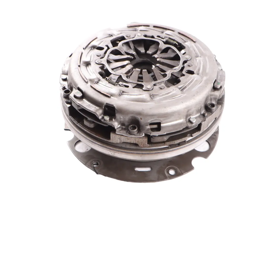 Mass Flywheel Clutch Kit Set to Audi A4 B8 3.0 TDI CAPA Dual Twin with Part number 0B4105266H Audi A4 B8 3.0 TDI CAPA Dual Twin Mass Flywheel Clutch Kit Set - SKU 0B4105266H - Part number 0B4105266H