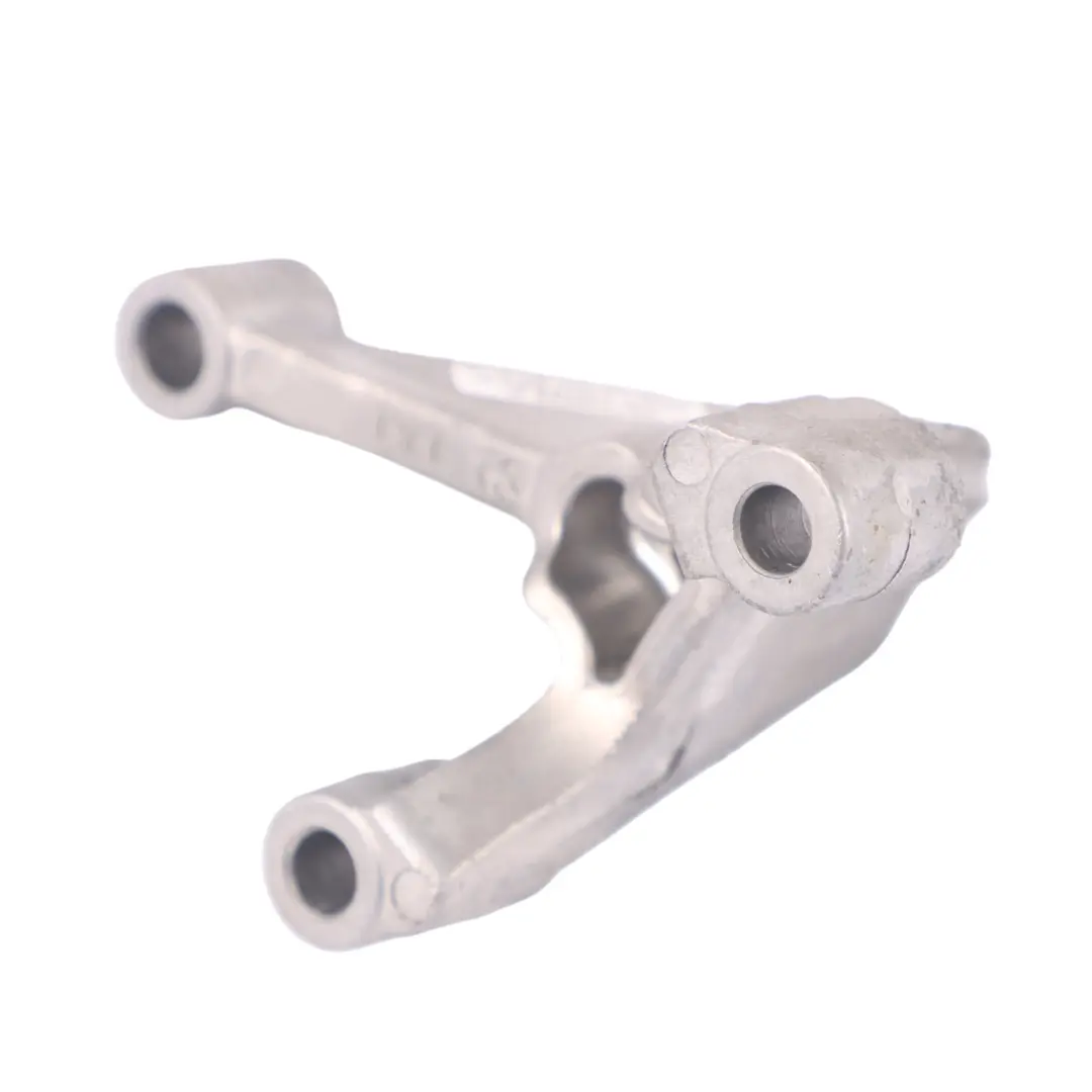 DFYA Support de fixation d'échappement pour VW Volkswagen Golf 8 1.5 eTSI à propos du numéro de pièce 05E253463M VW Volkswagen Golf 8 1.5 eTSI DFYA Support de fixation d'échappement - SKU 05E253463M - Numéro de pièce 05E253463M