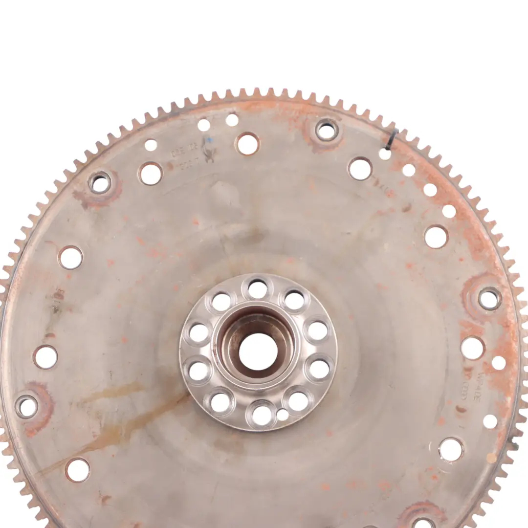 Volant d'inertie Bague démarreur boîte automatique pour Audi A4 A5 A6 A7 à propos du numéro de pièce 06E105323T Audi A4 A5 A6 A7 Volant d'inertie Bague démarreur boîte automatique - SKU 06E105323T - Numéro de pièce 06E105323T